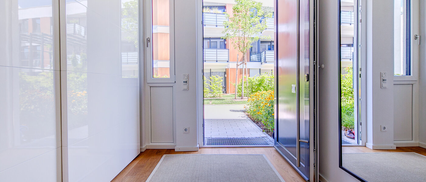 家屋 München Schwabing-West 06 玄関入り口 7998