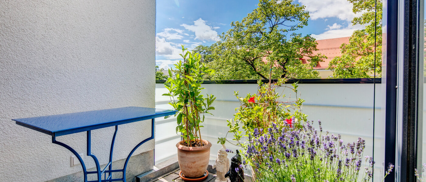 家屋 München Schwabing-West 01 ベランダ 7998