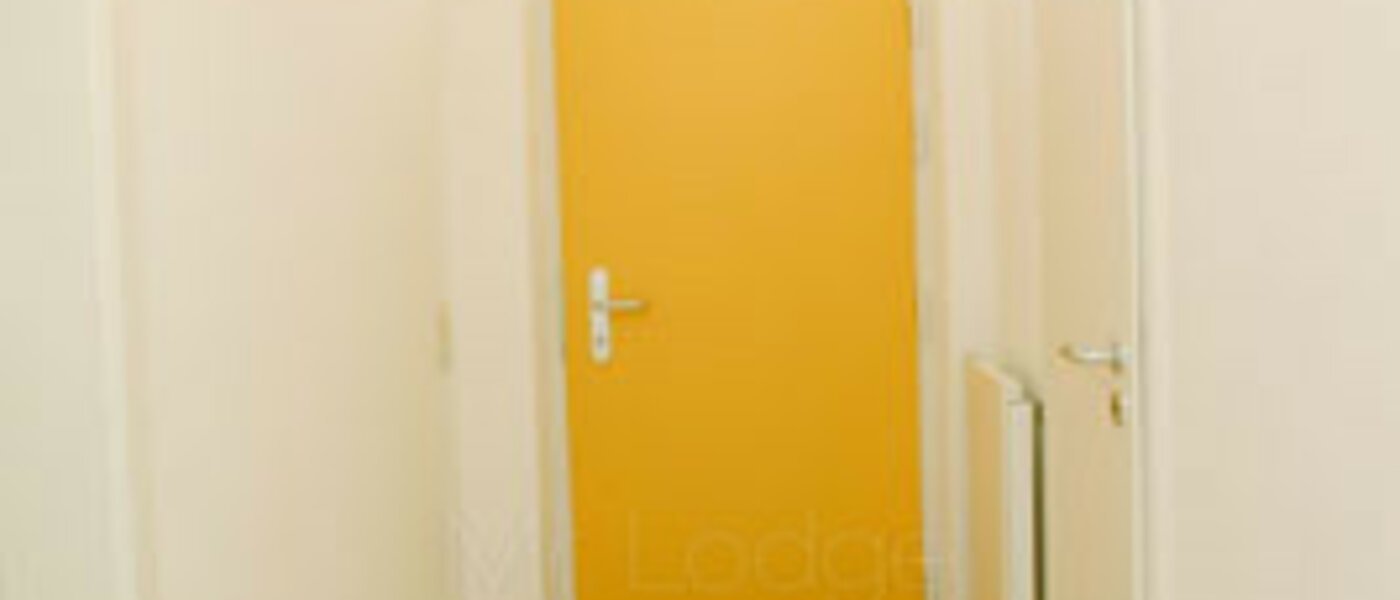 テラスハウス角住宅 Freising 01 玄関入り口 8