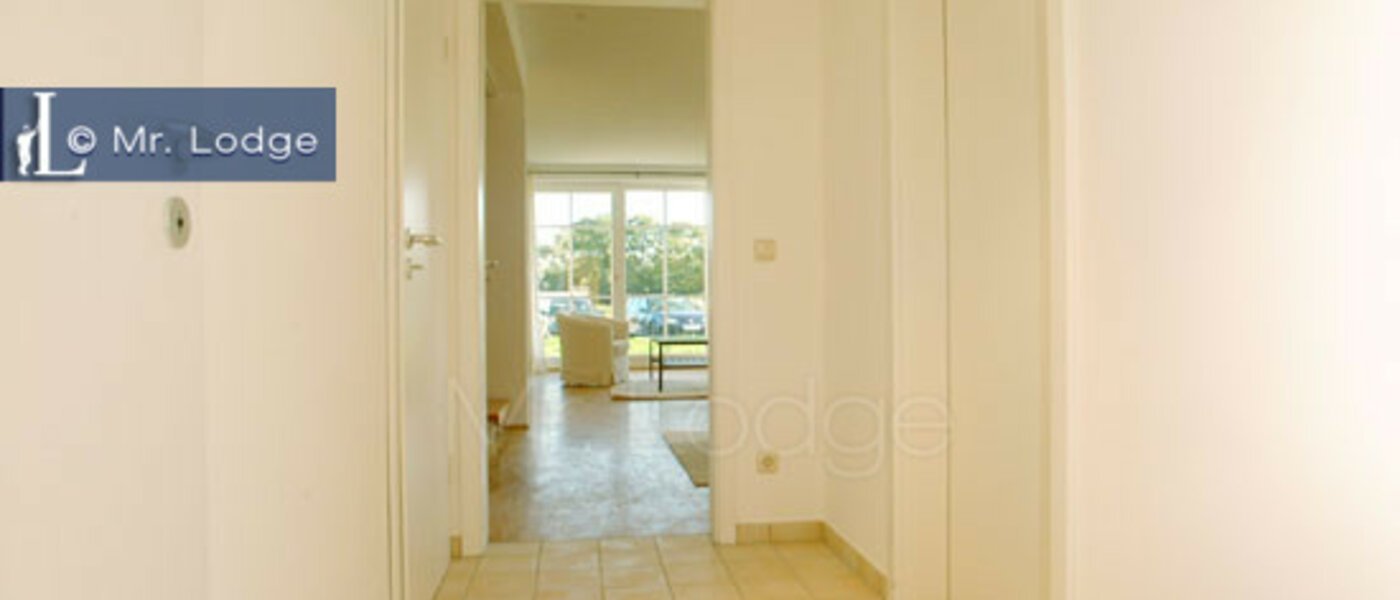 テラスハウス角住宅 Freising 02 玄関入り口 8