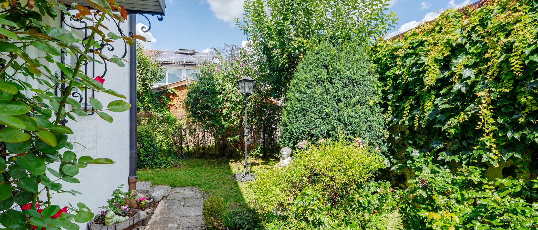 テラスハウス角住宅 München Ramersdorf 04 庭 8036