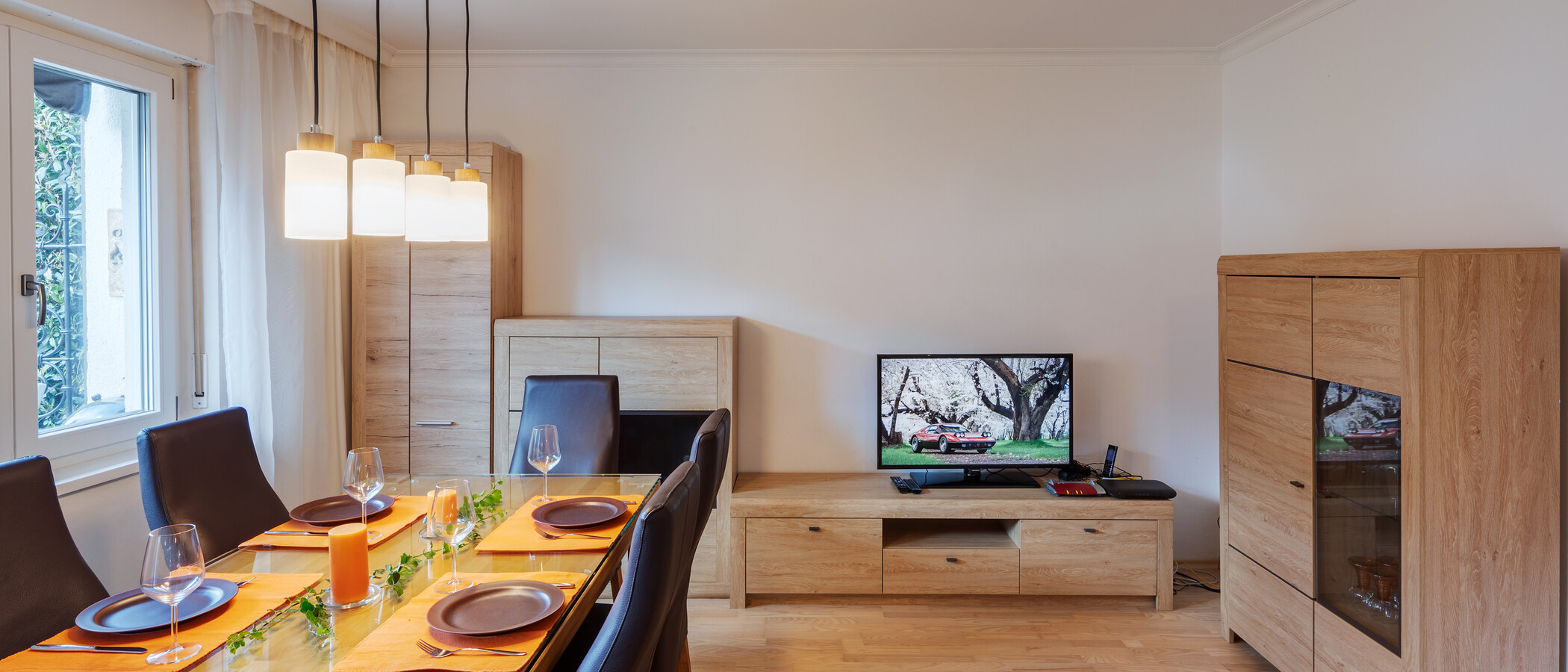 テラスハウス角住宅 München Ramersdorf 03 リビングエリア 8036