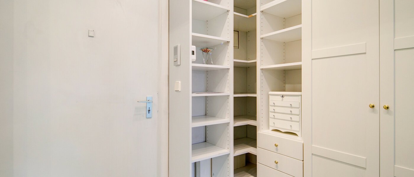 マンション München Sendling-Westpark 02 玄関入り口 8053