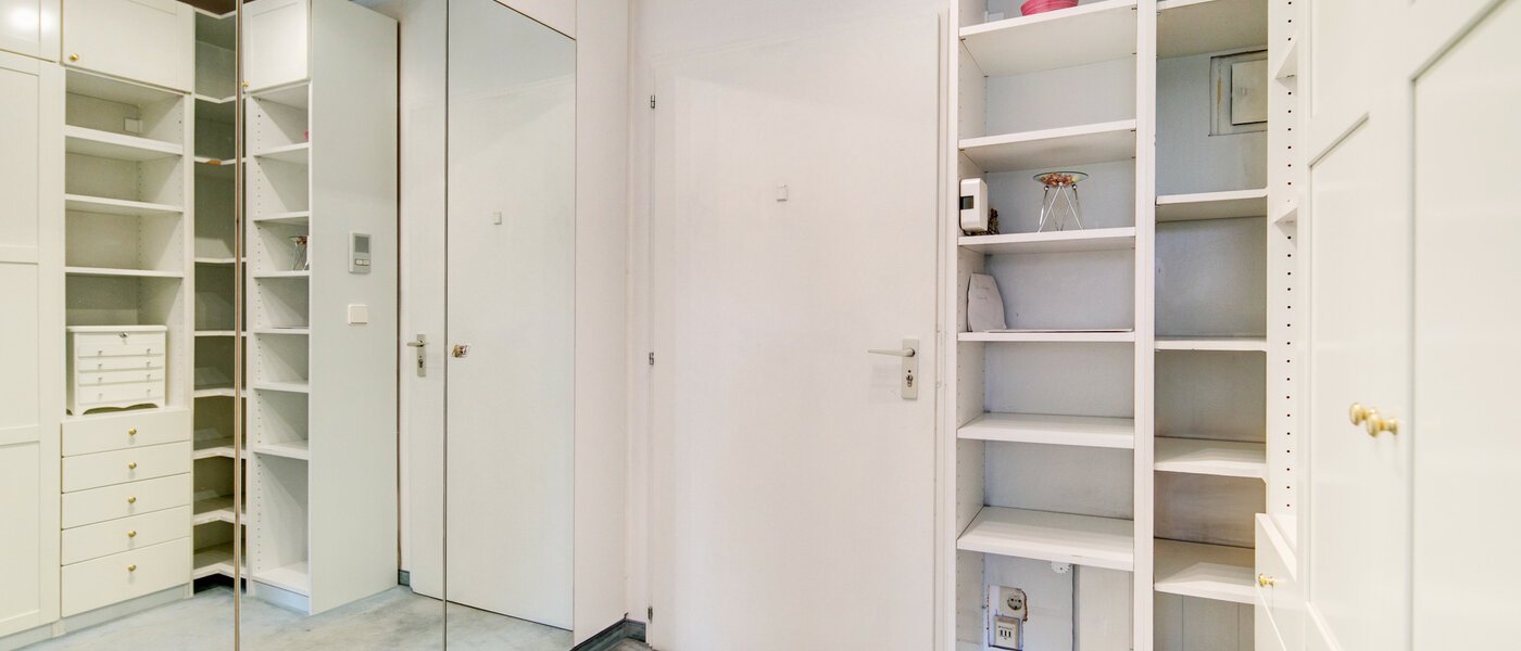 マンション München Sendling-Westpark 03 玄関入り口 8053