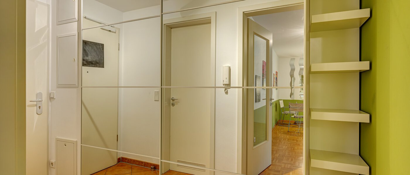 マンション München Giesing 01 玄関入り口 8056