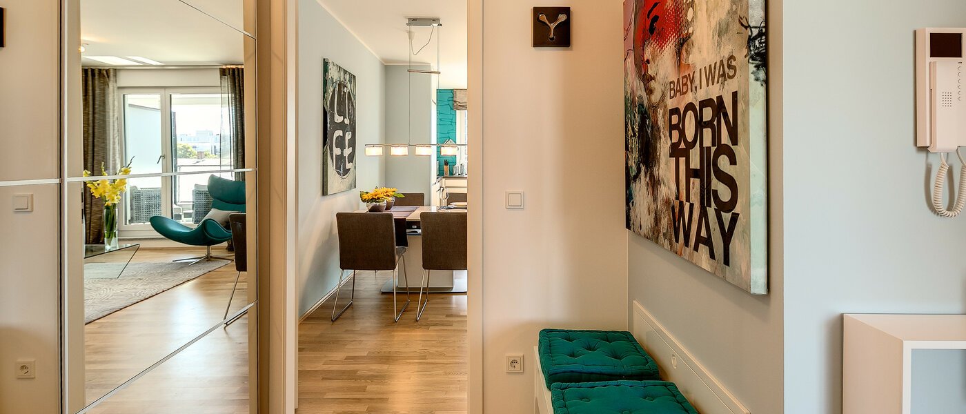 マンション München Nymphenburg 01 玄関入り口 8090