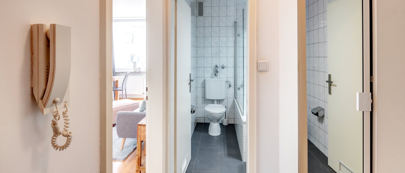 マンション München Untergiesing 01 玄関入り口 8114