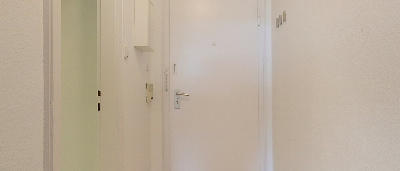 マンション München Schwabing 01 玄関入り口 8131