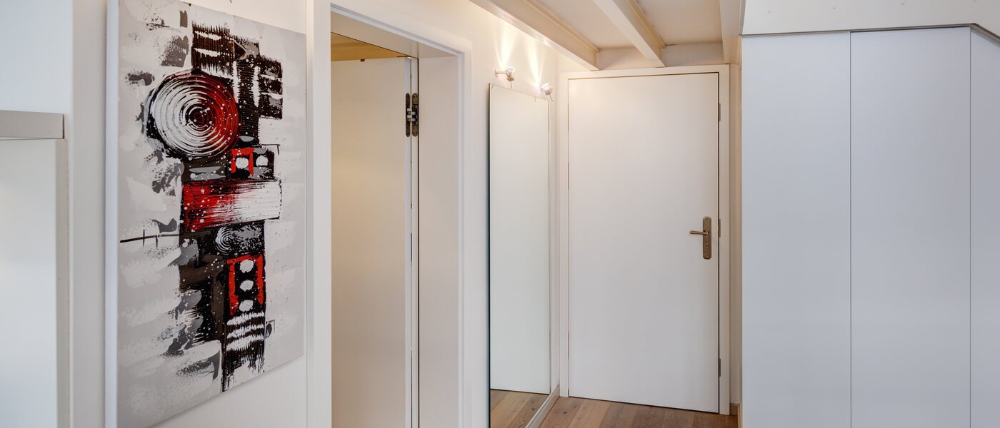 複層住宅 München Maxvorstadt 01 玄関入り口 8163