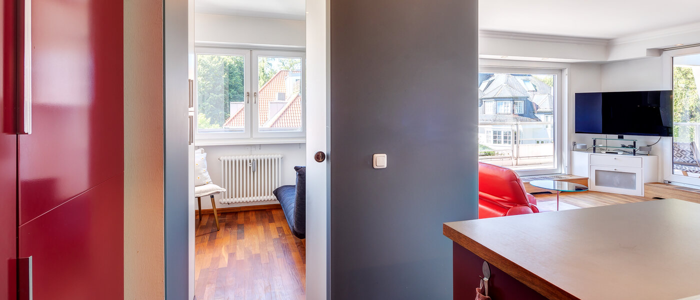 アティック・フラット（屋根裏） München Menterschwaige 03 キッチン 8181