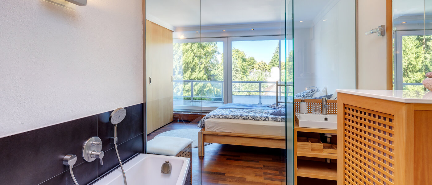 アティック・フラット（屋根裏） München Menterschwaige 01 浴室 8181