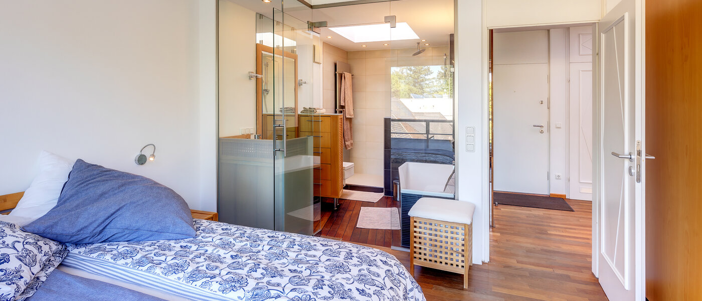 アティック・フラット（屋根裏） München Menterschwaige 02 寝室 8181