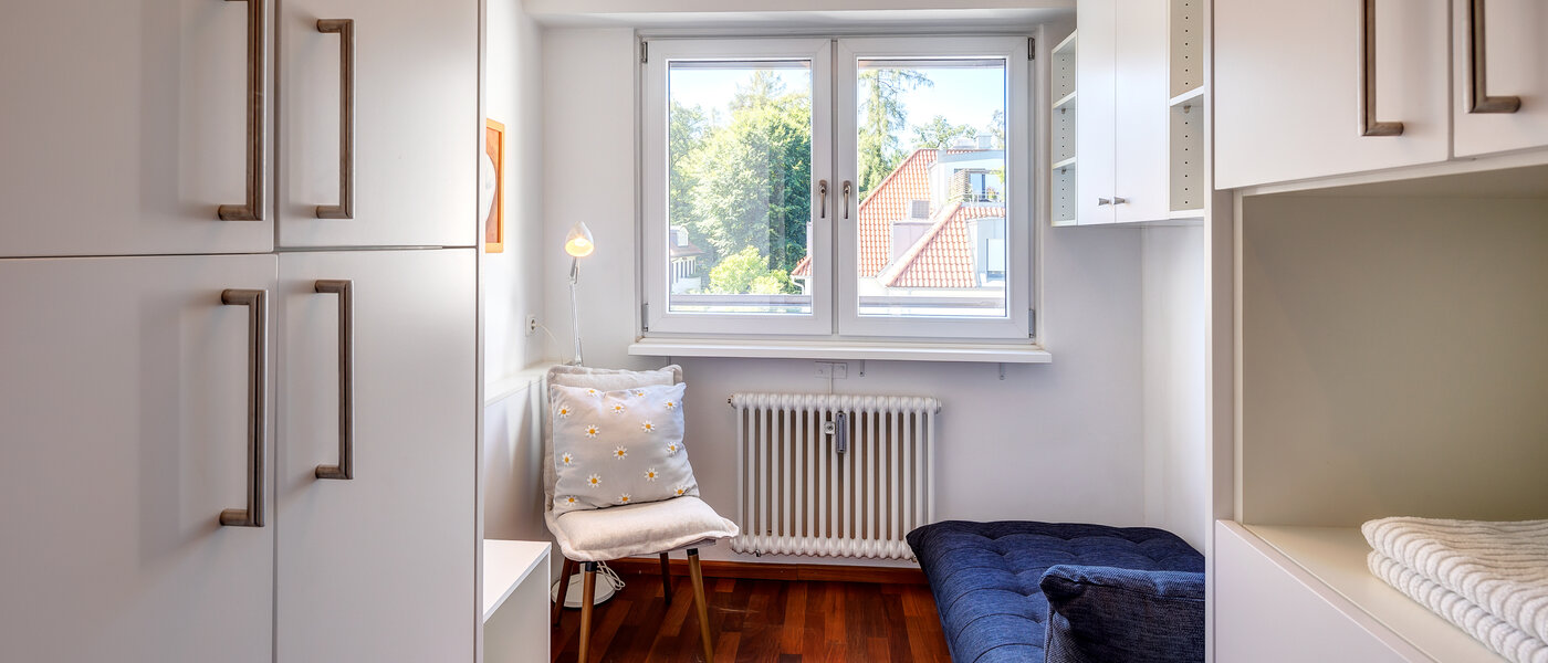 アティック・フラット（屋根裏） München Menterschwaige 01 ゲストルーム 8181