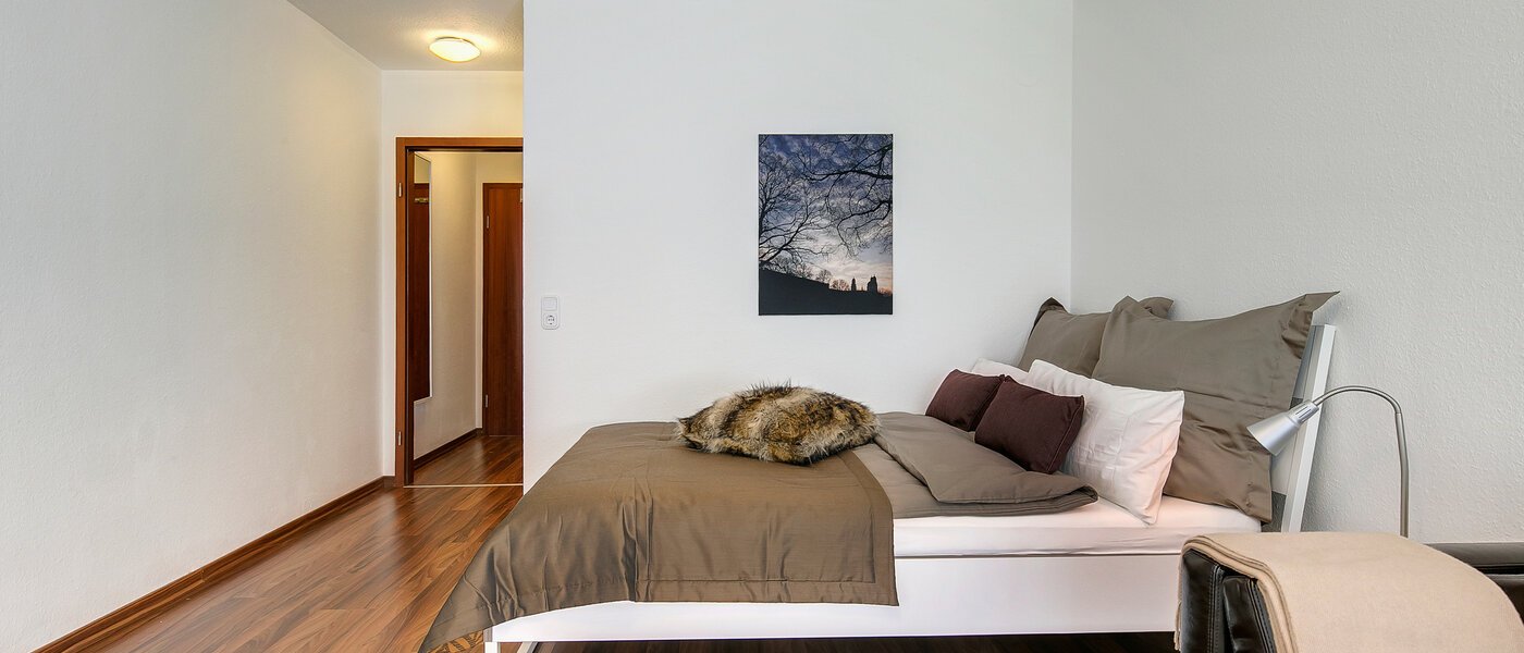 マンション Unterschleißheim 01 寝室 8212