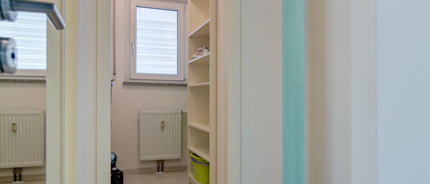 マンション München Sendling-Westpark 02 玄関入り口 8215