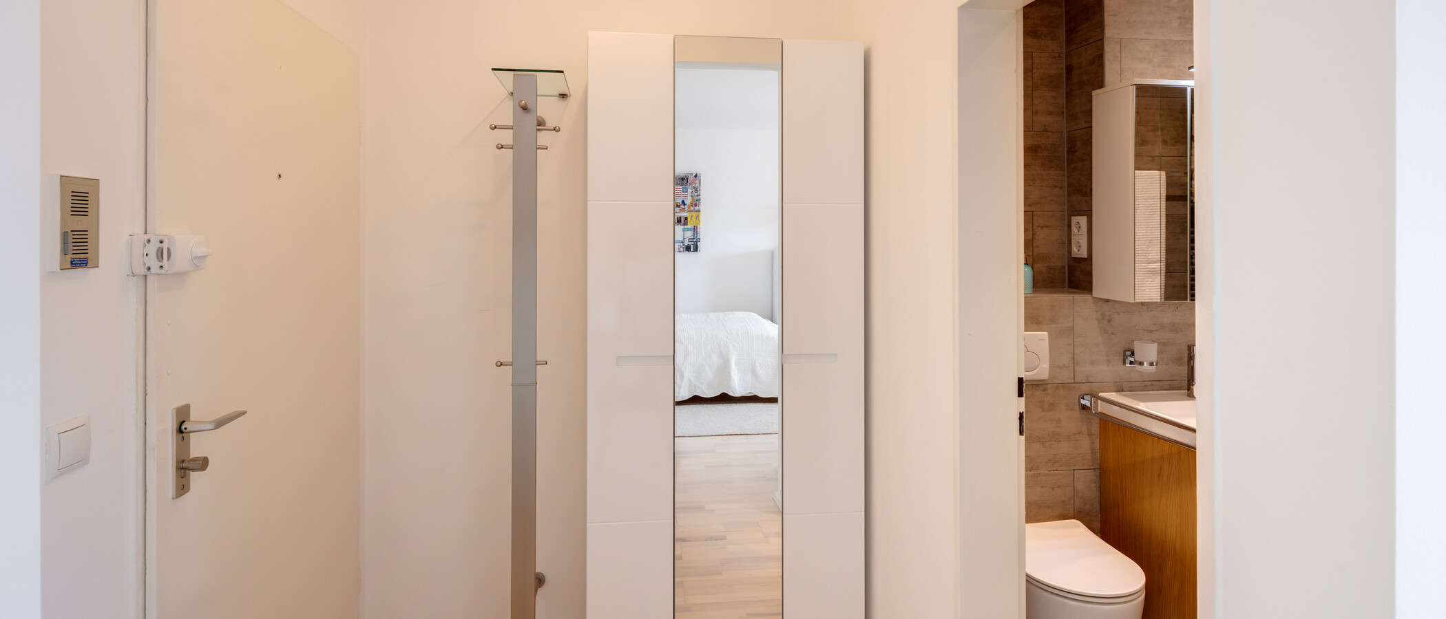 マンション München Berg am Laim 01 玄関入り口 8248