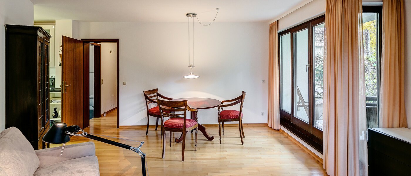 マンション München Thalkirchen 04 リビングエリア 8249