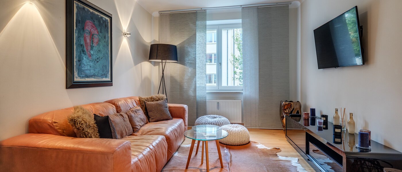 マンション München Schwabing 01 リビングルーム 8281