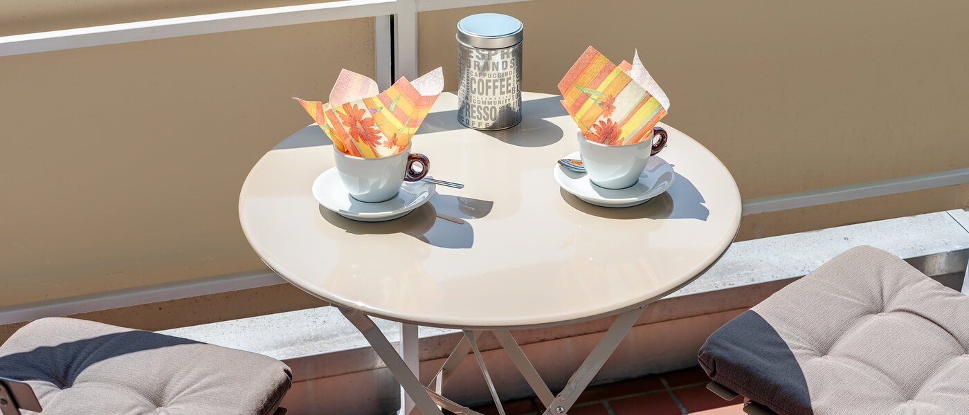 アティック・フラット（屋根裏） München Solln 02 ベランダ 8282