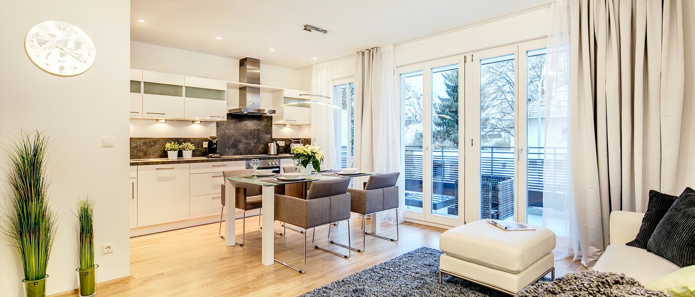 マンション München Bogenhausen 02 リビングルーム 8290