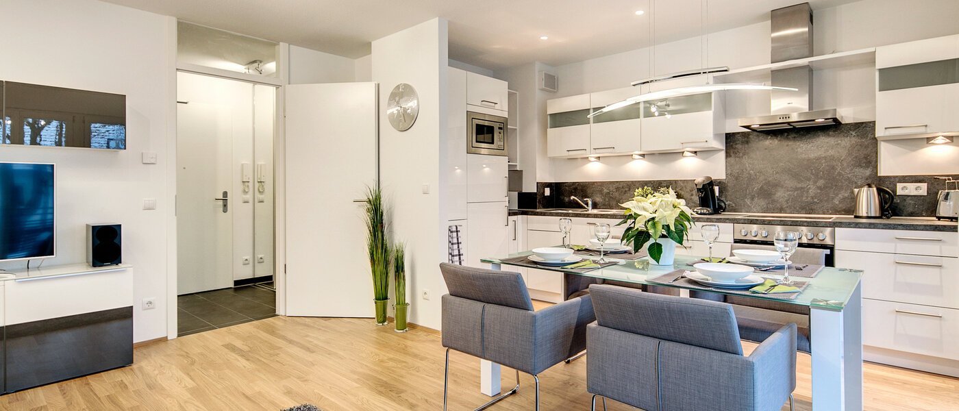 マンション München Bogenhausen 03 リビングルーム 8290