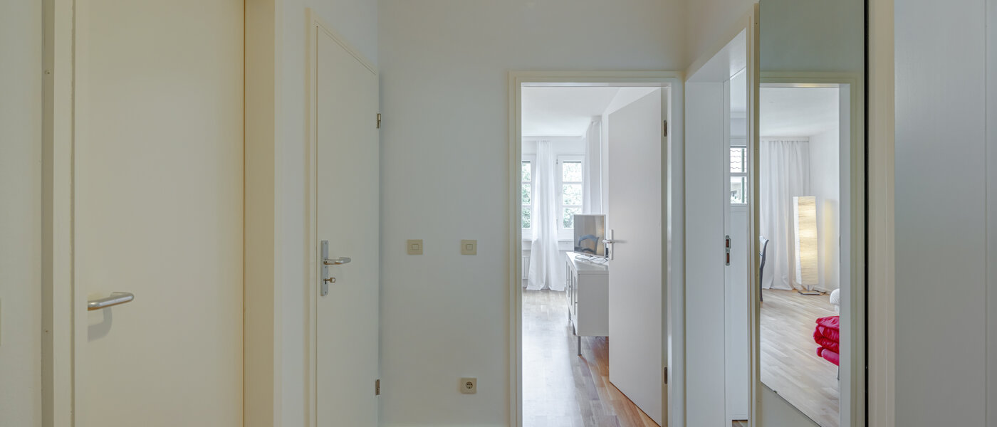 マンション München Thalkirchen 03 玄関入り口 8307