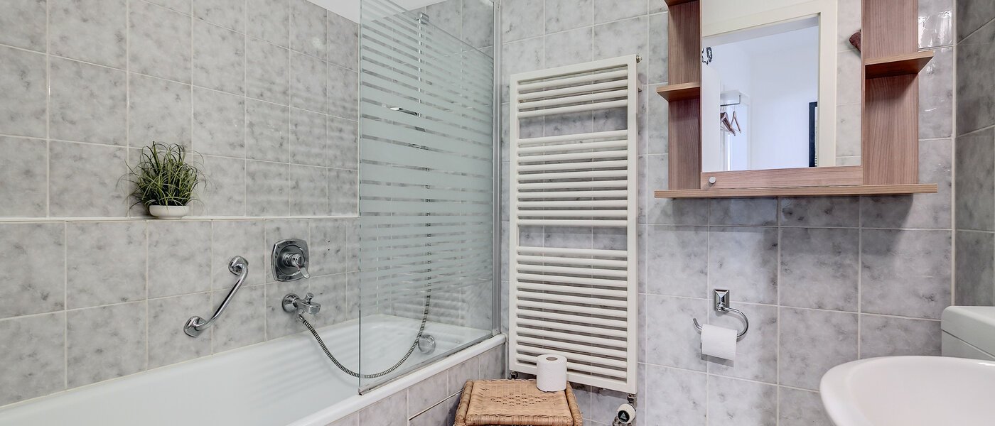 マンション München Neuperlach 01 浴室 8365