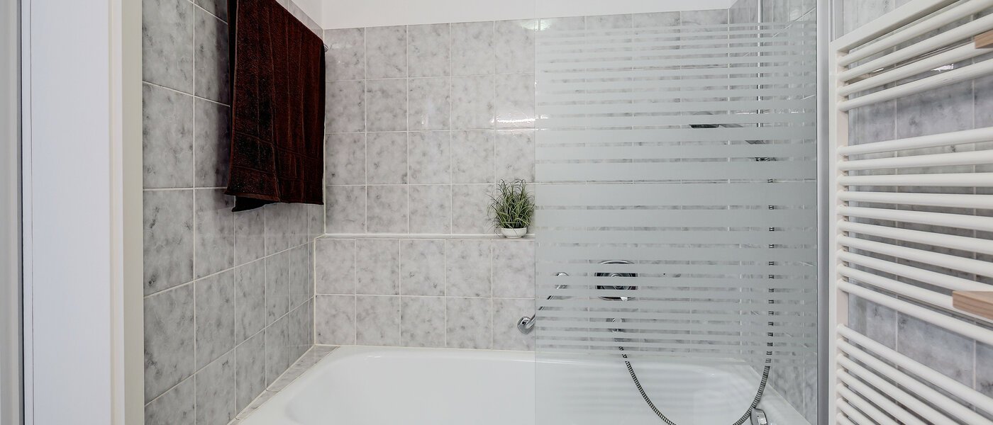 マンション München Neuperlach 02 浴室 8365