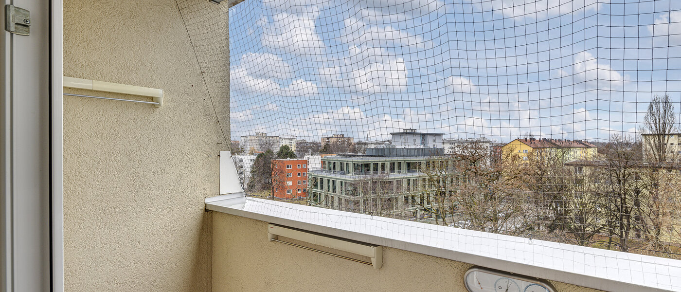 マンション München Bogenhausen 01 ベランダ 8368