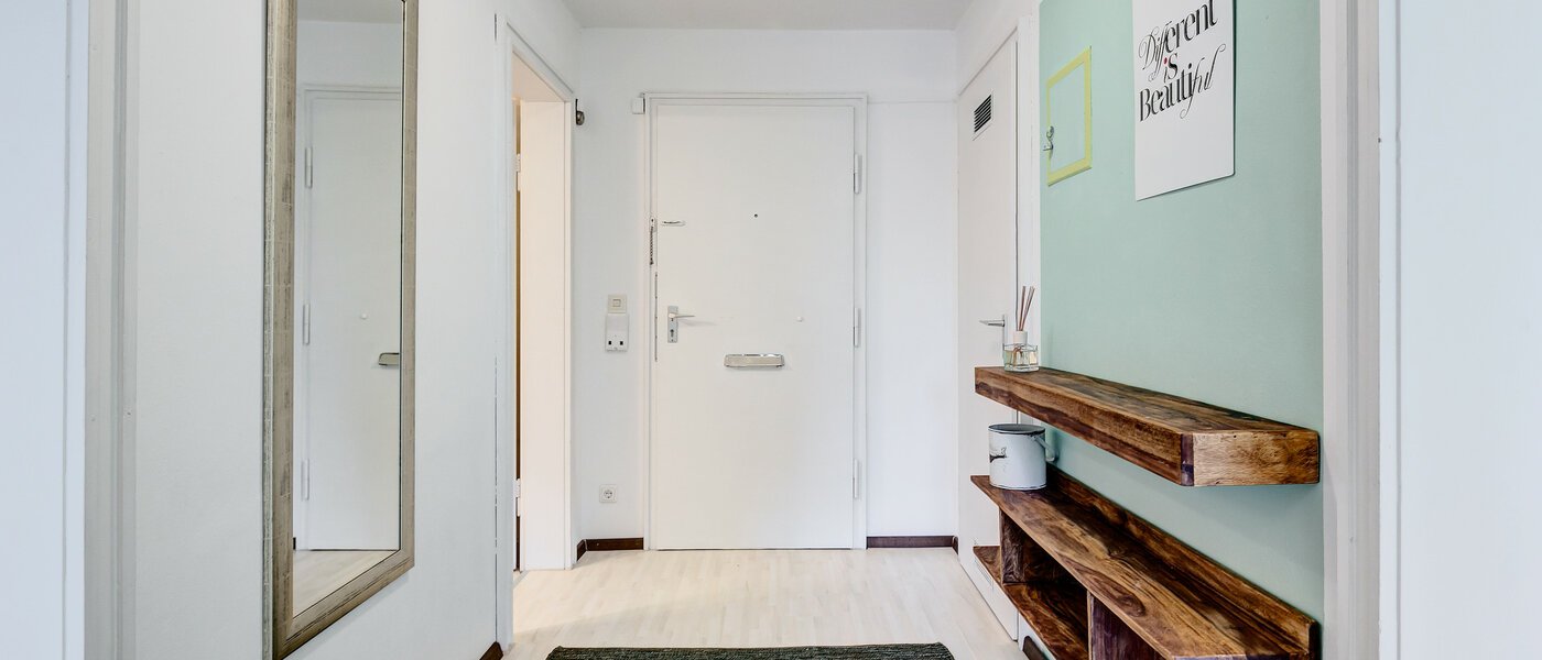 マンション München Englschalking 02 玄関入り口 8399