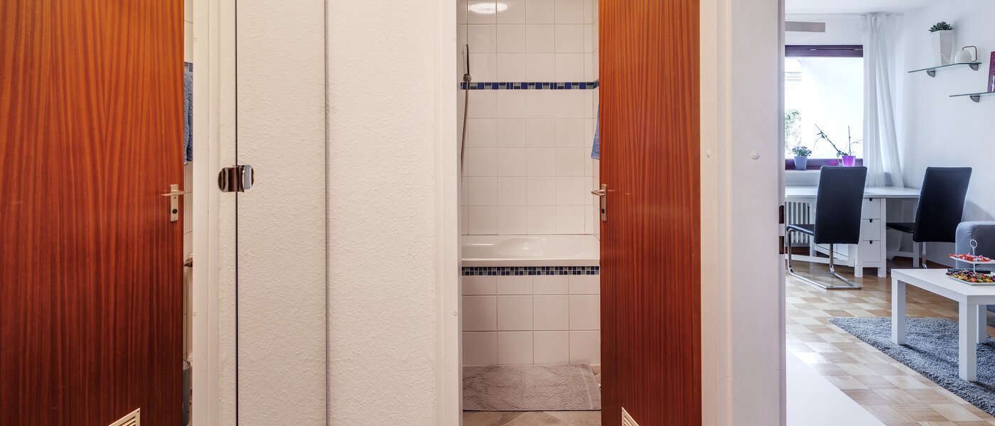 マンション München Laim 01 玄関入り口 8404