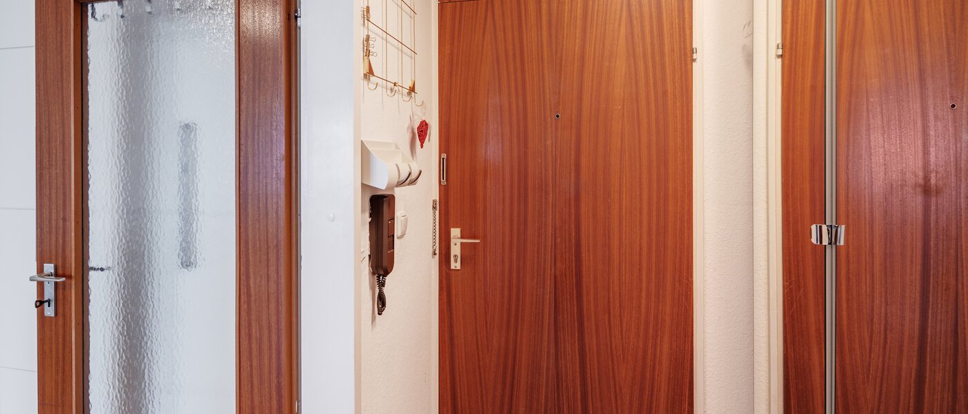 マンション München Laim 02 玄関入り口 8404