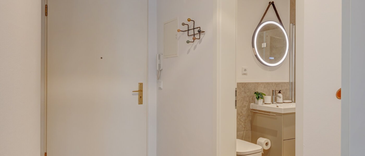 マンション München Ramersdorf 01 玄関入り口 8588