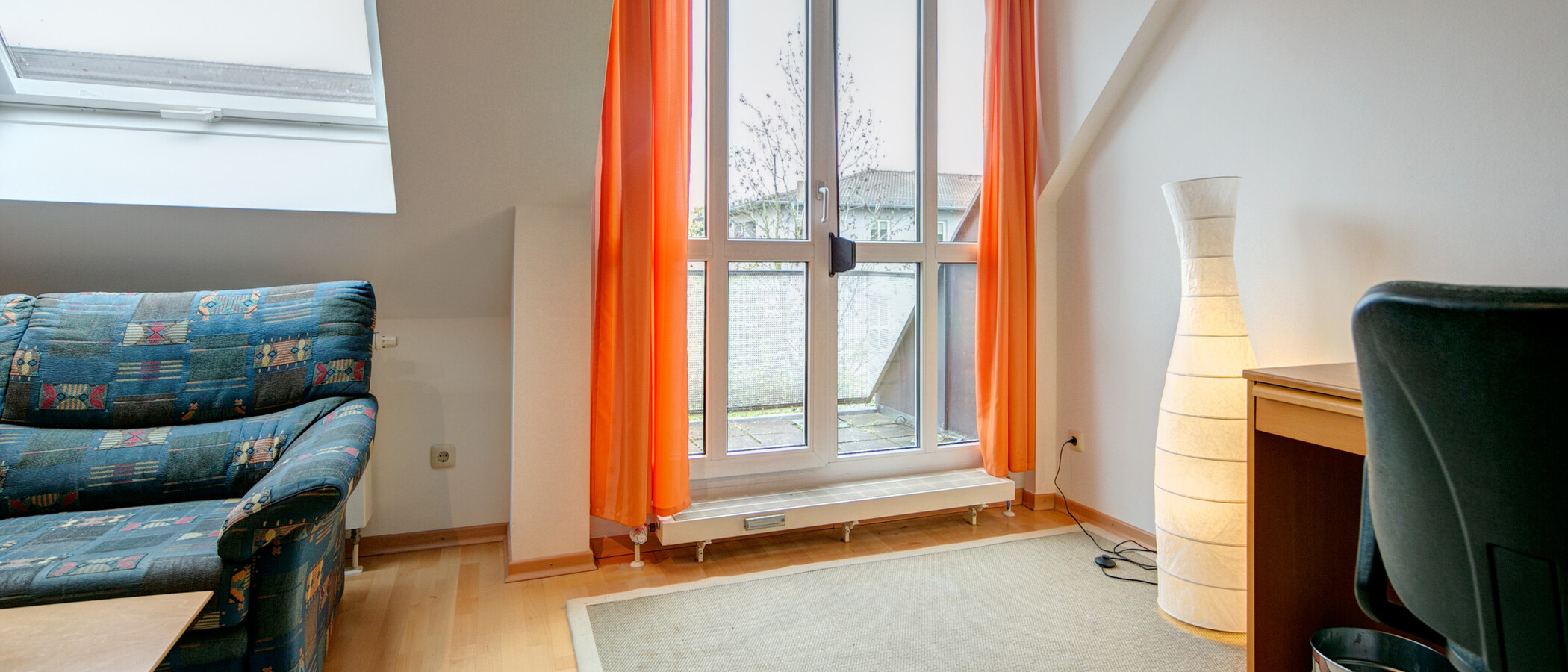 アティック・フラット（屋根裏） München Moosach 02 ベランダ 8631