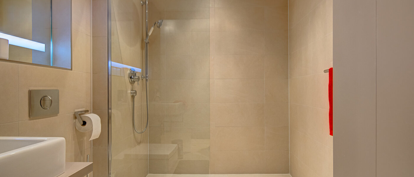 アパルトマン München Bogenhausen 01 浴室 8661