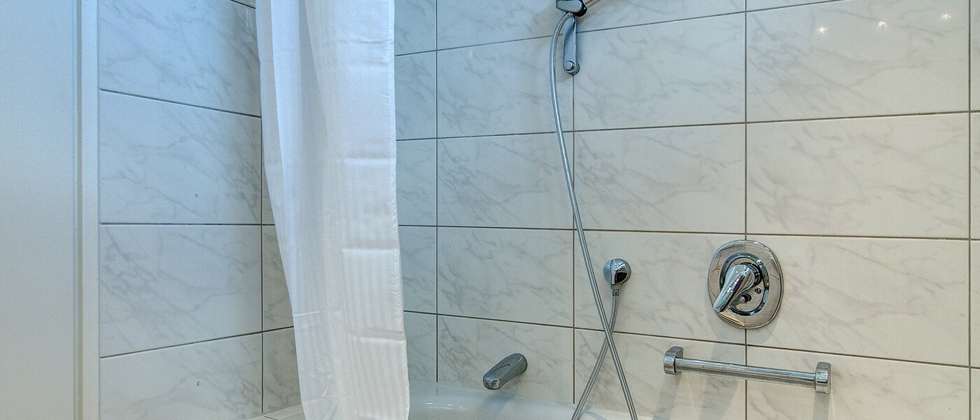 家屋 München Waldtrudering 03 浴室 8754