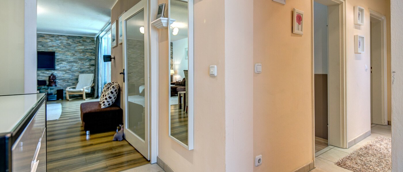 家屋 München Waldtrudering 01 玄関入り口 8754