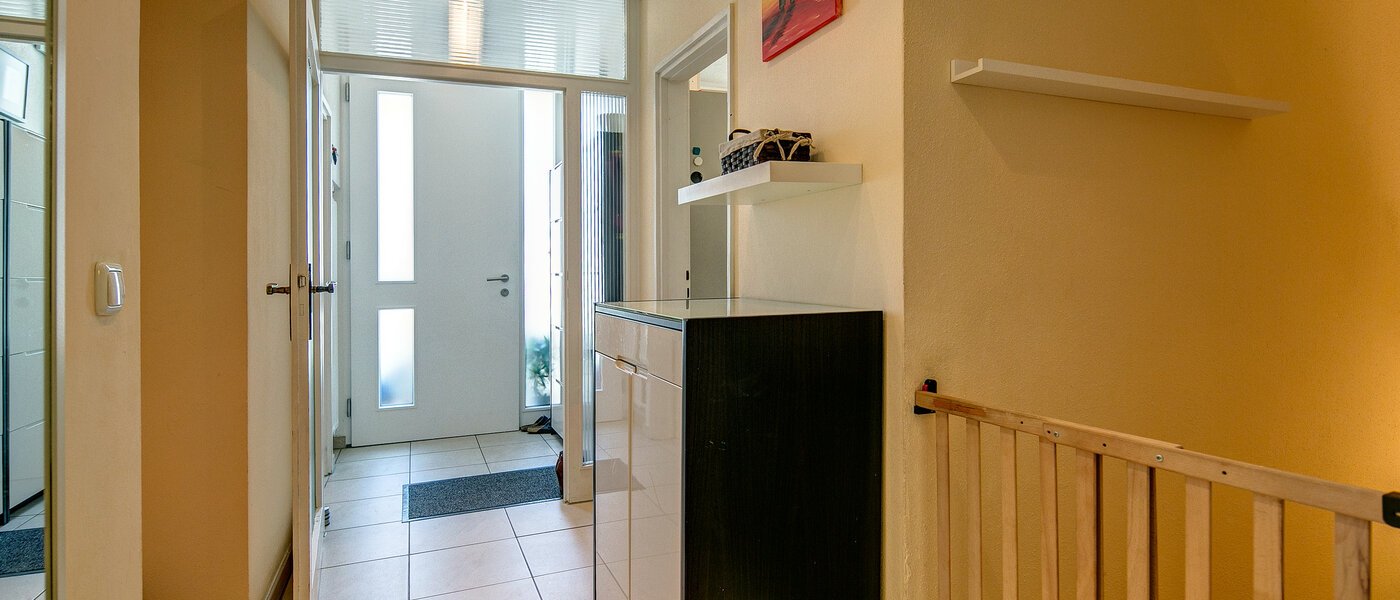 家屋 München Waldtrudering 04 玄関入り口 8754