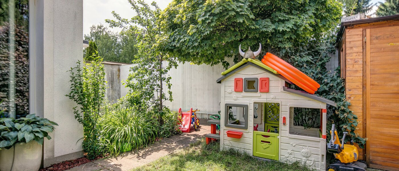 家屋 München Waldtrudering 01 庭 8754