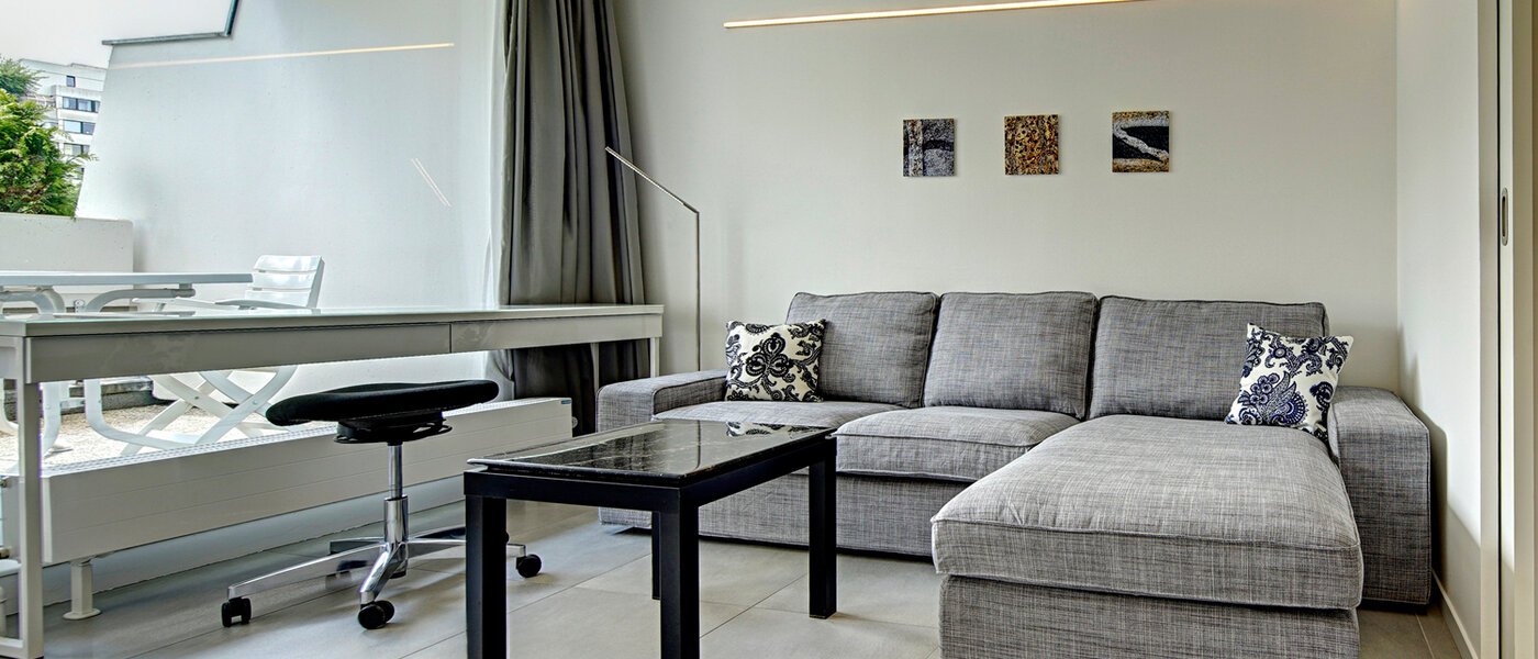 マンション München Olympiadorf 02 リビングルーム 8757