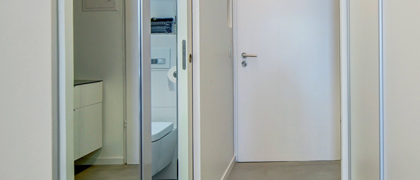 マンション München Olympiadorf 01 玄関入り口 8757