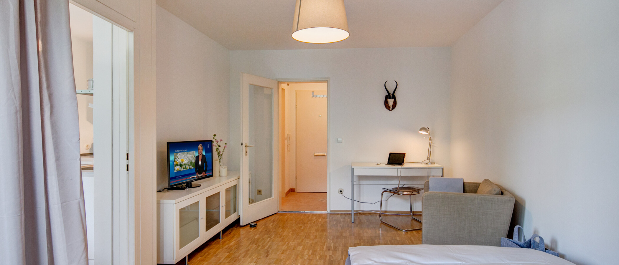マンション München Untergiesing 03 リビングルーム 8797