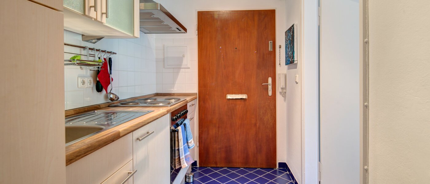 マンション München Schwabing-West (rund um den Hohenzollernplatz) 01 玄関入り口 8843