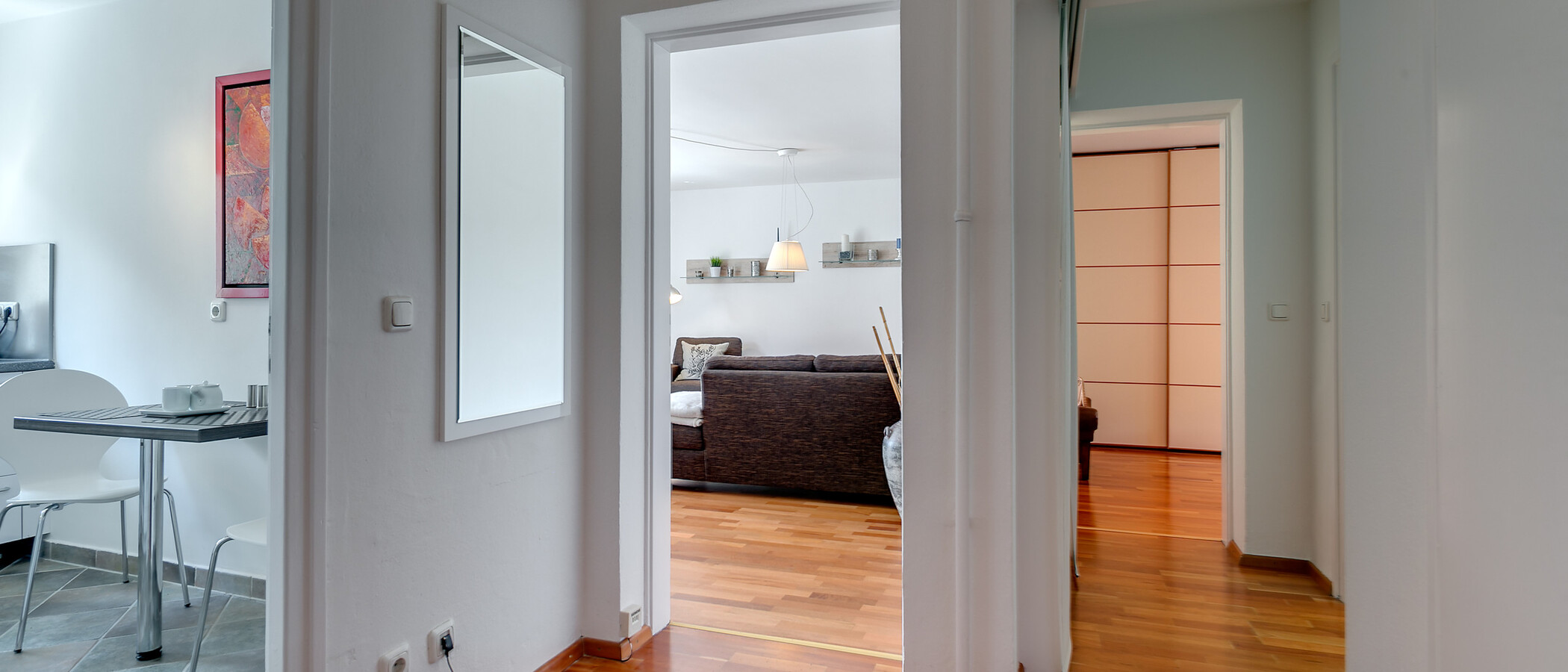 マンション München Schwabing-Nord (zw. Belgrad- & Leopoldstraße) 01 玄関入り口 8856