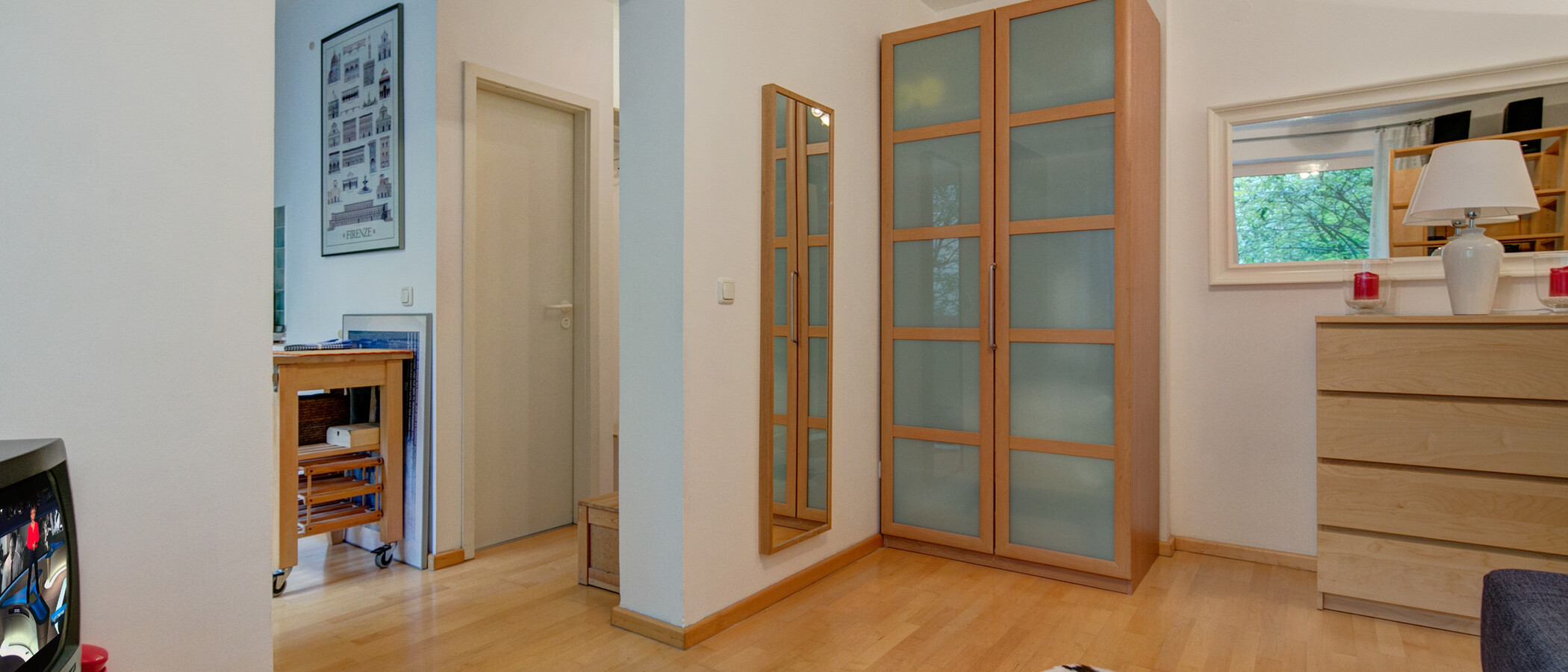 アパルトマン München Schwabing-Nord (zw. Leopoldstraße & Englischen Garten) 03 リビングルーム 8870