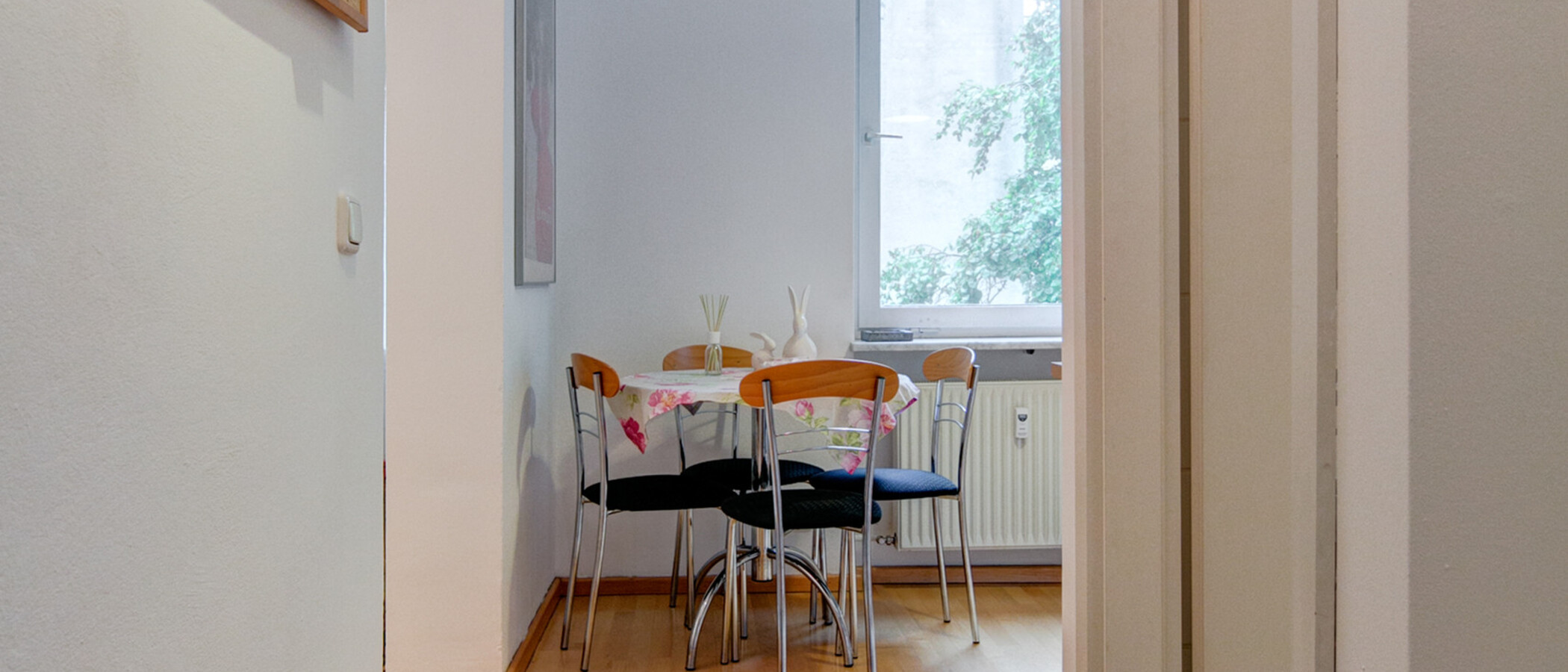 アパルトマン München Schwabing-Nord (zw. Leopoldstraße & Englischen Garten) 01 玄関入り口 8870