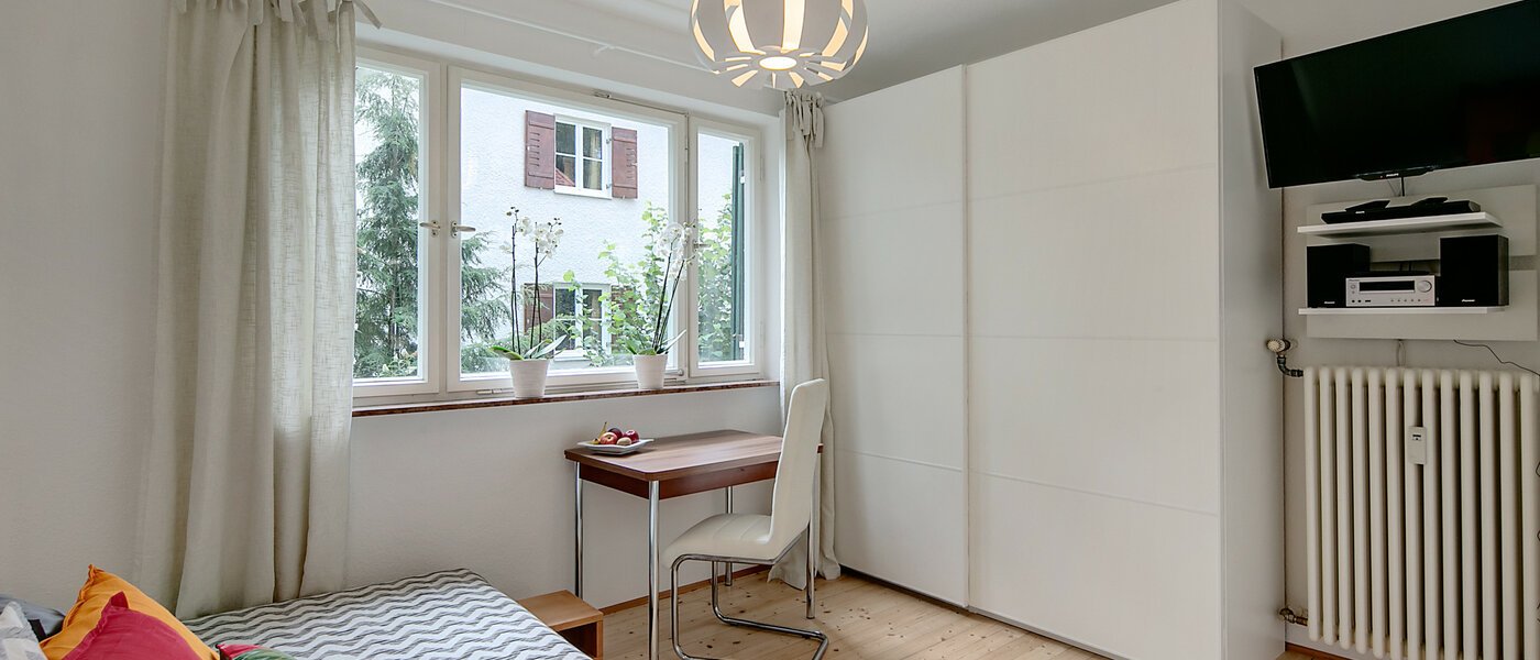 アパルトマン Gräfelfing 01 リビングルーム 8902