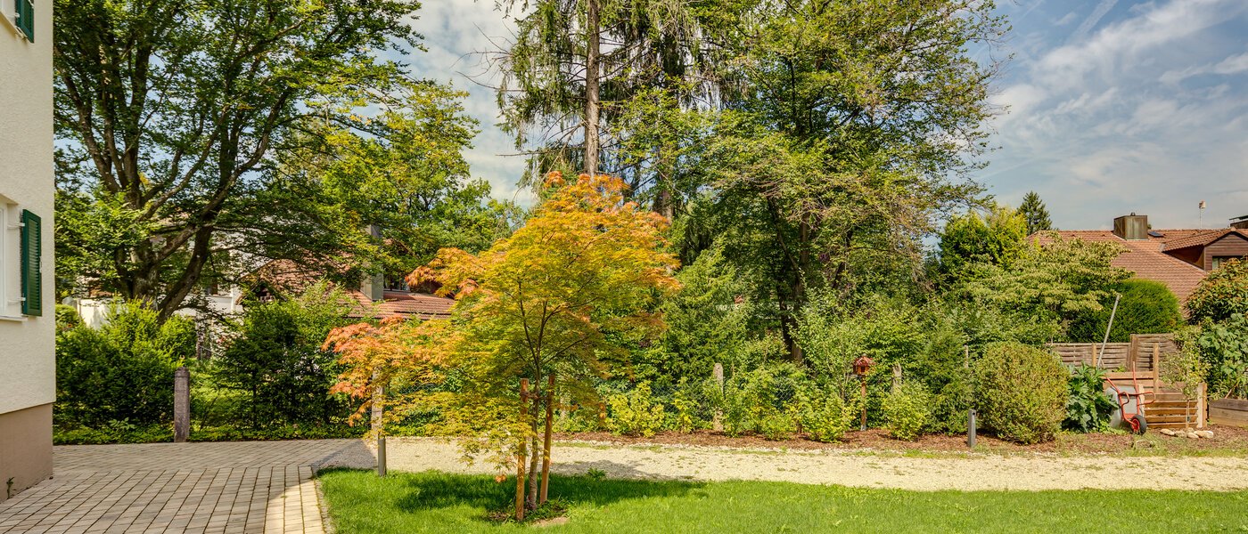 アパルトマン Gräfelfing 02 庭 8902