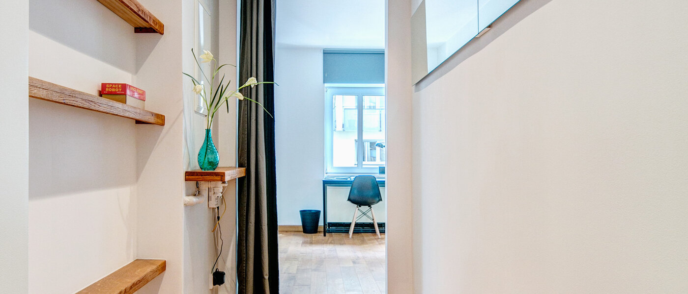 マンション München Schwabing-West 02 玄関入り口 8918