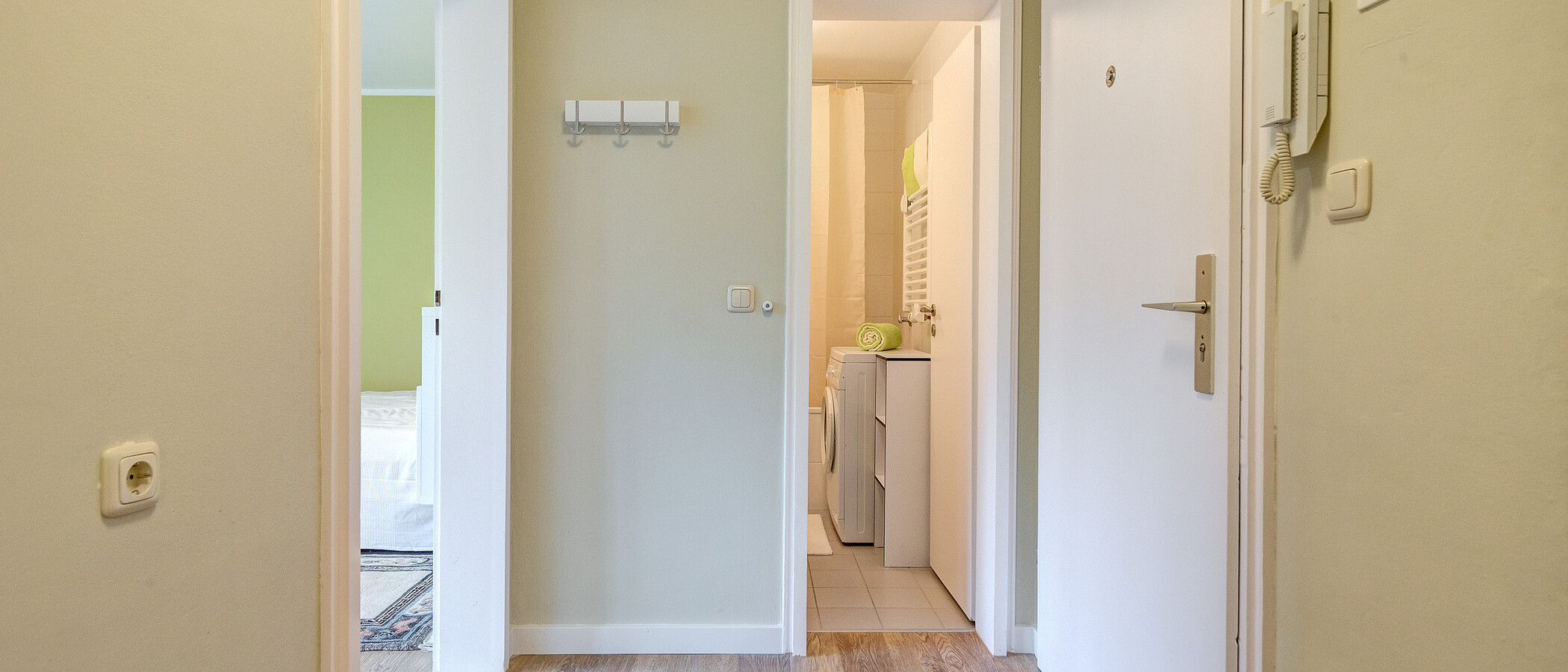アパルトマン München Schwabing-West (rund um den Hohenzollernplatz) 01 玄関入り口 8939